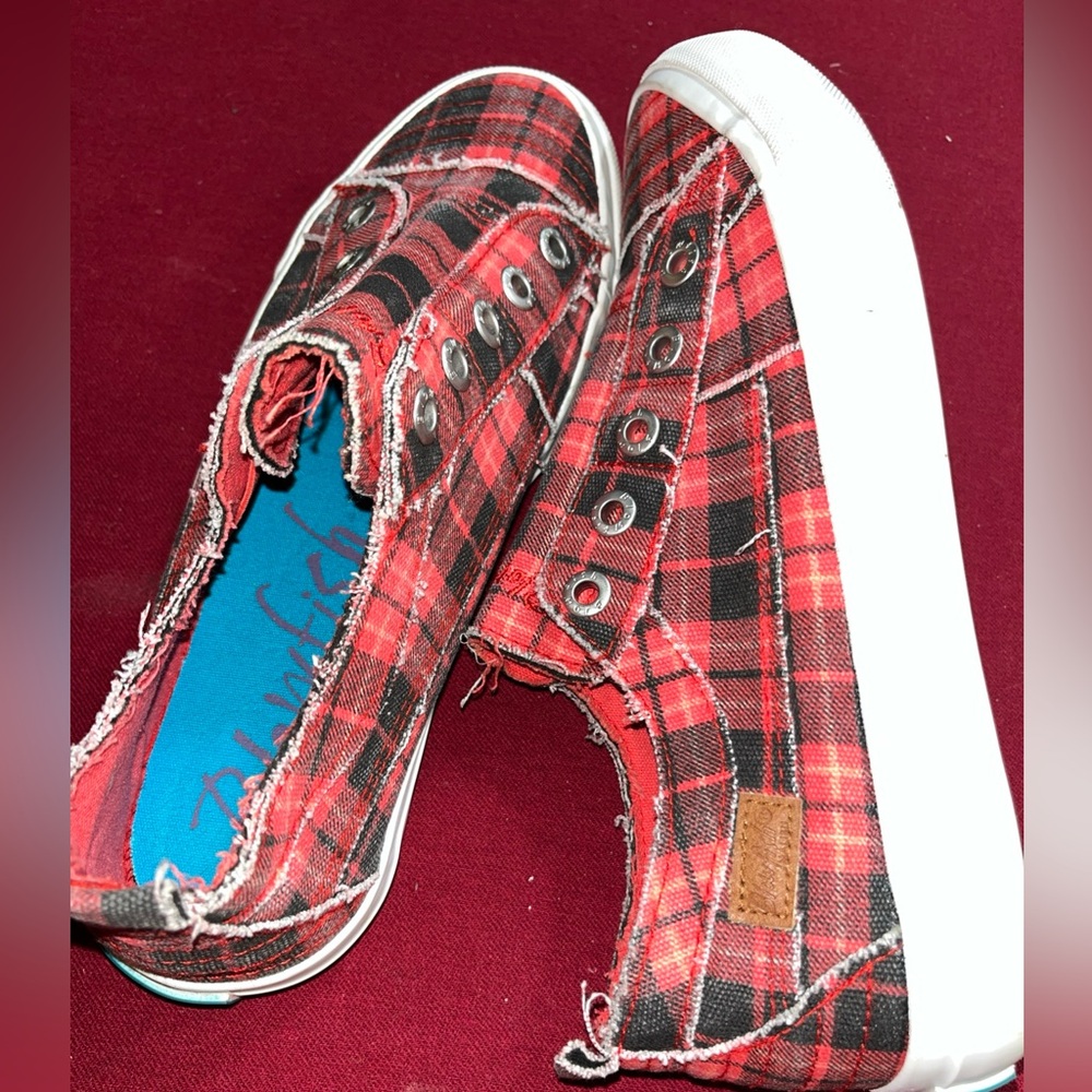 Blowfish Malibu Red Black Plaid Sneakers Slip On Size 9, Grunge Punk 90s Womens